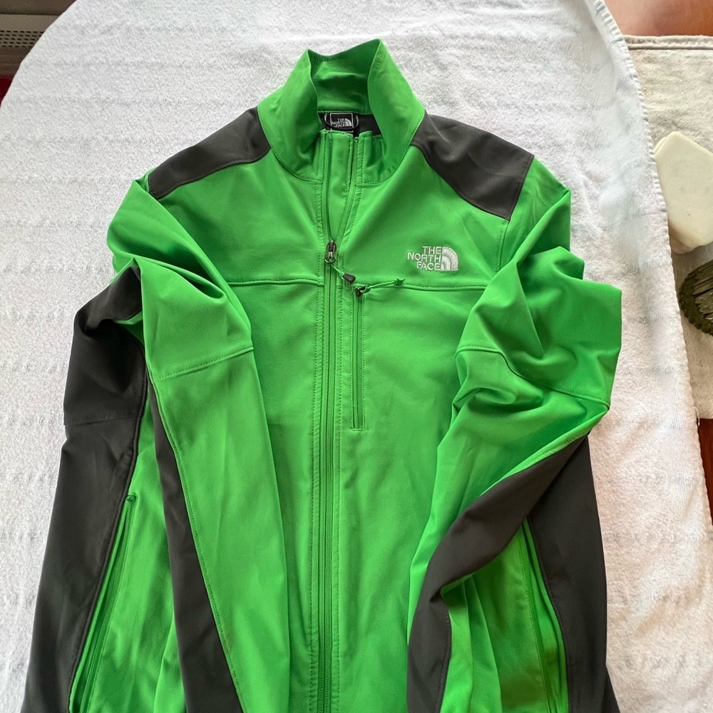 The North Face Vibrant Green and Charcoal Jacket​​
